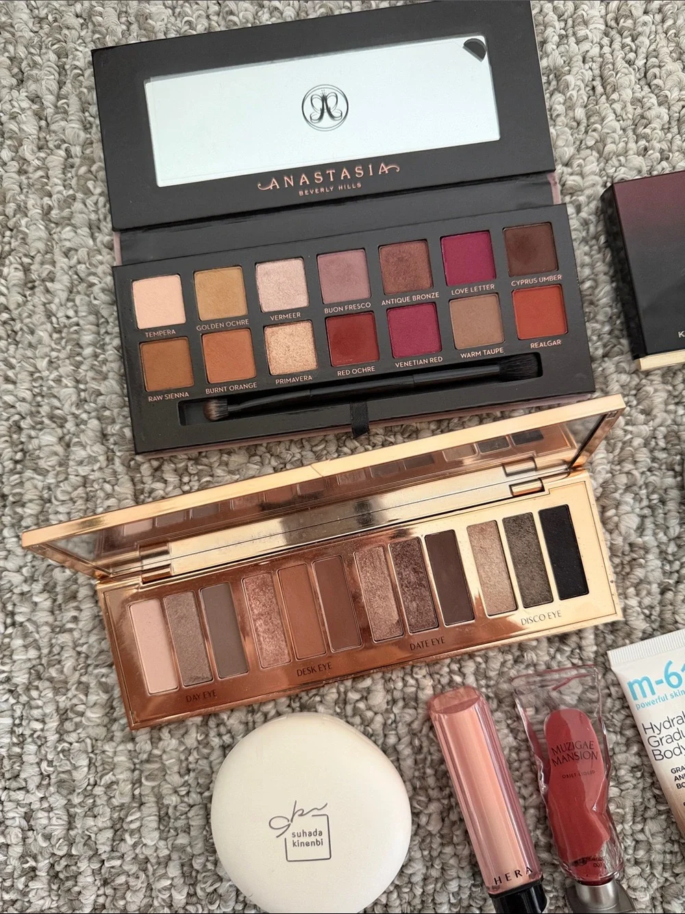 Anastasia Beverly Hills Charlotte tilbury Eyeshadow Palette and bundle